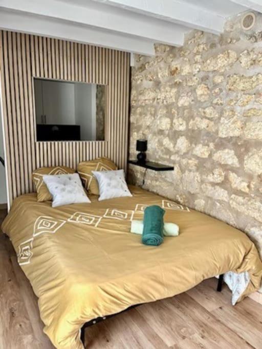 Cosy Bellamy Apartment Angouleme Bagian luar foto